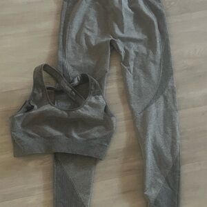 NWOT matching gym suit